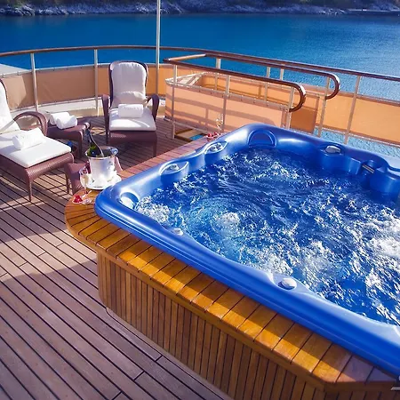 Seagull Ii Luxury Historic Static Charter Valletta