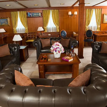 Botel Seagull Ii Luxury Historic Static Charter