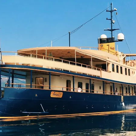 Seagull Ii Luxury Historic Static Charter Valletta