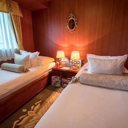 Botel Seagull Ii Luxury Historic Static Charter Valletta